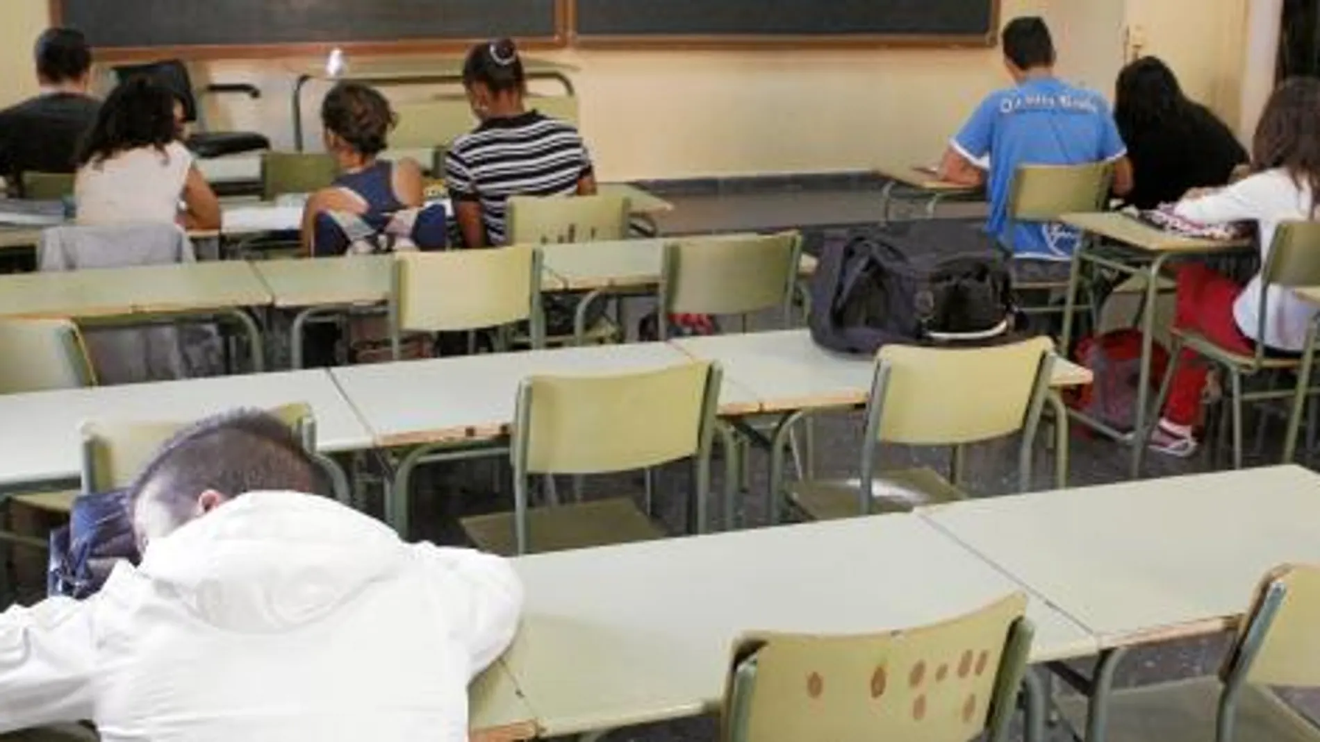 Los alumnos han pasado muchas horas solos en clase