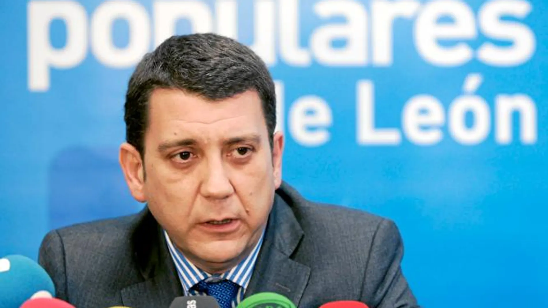 El alcalde de Ponferrada, Carlos López Riesco, hace un balance de 2011