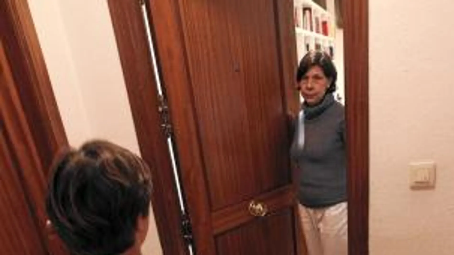 Tomás encontró al bebé entre toallas en el felpudo de su casa en la localidad madrileña de Pozuelo de Alarcón