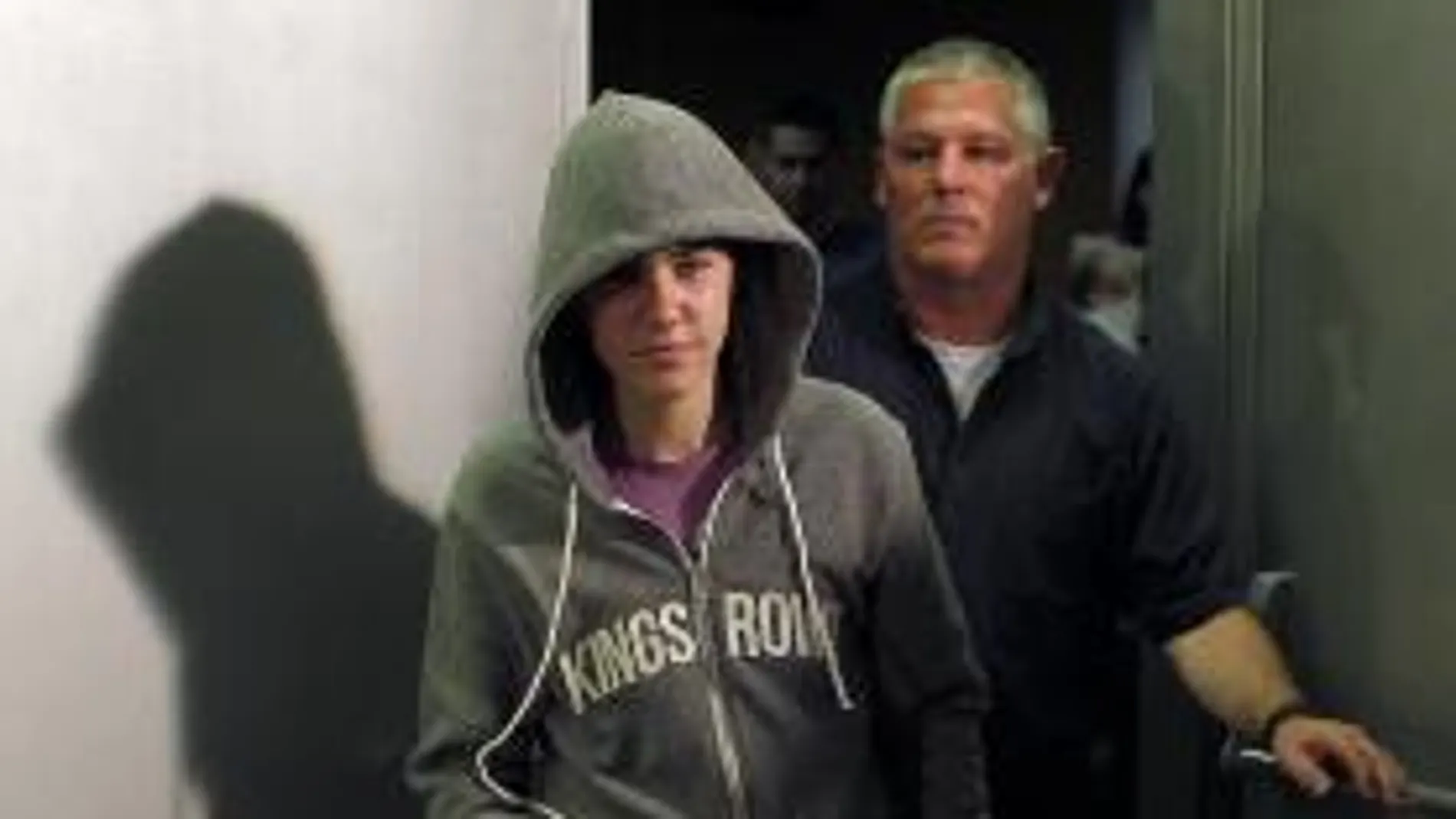 El ídolo adolescente Justin Bieber a su llegada a la presentación de su película "Never Say Never",