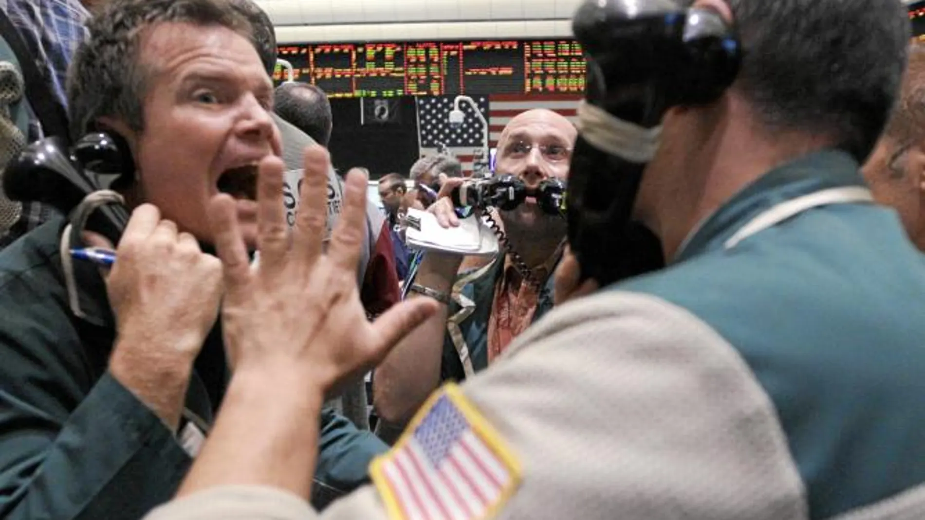 Wall Street vivió ayer otra jornada volátil