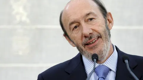 Rubalcaba: no hay otra estrategia que detener etarras «hasta que esto se acabe»