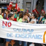 Ayer, profesores de Educación Infantil se concentraron ante la Consejería por los recortes en las escuelas