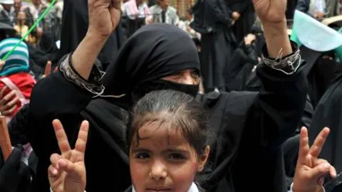 Los yemeníes llevan semanas manifestándose
