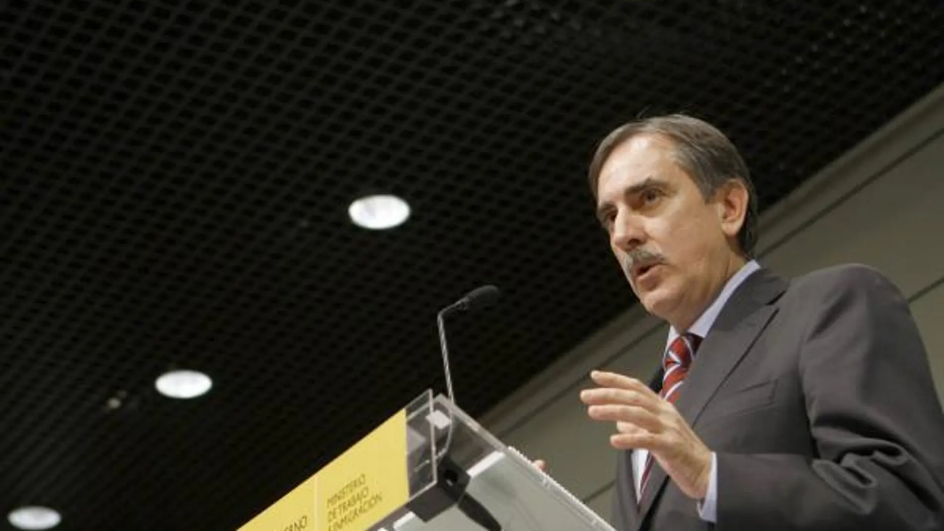 Trabajo reconoce que los despidos «exprés» se han reducido sólo un 10%