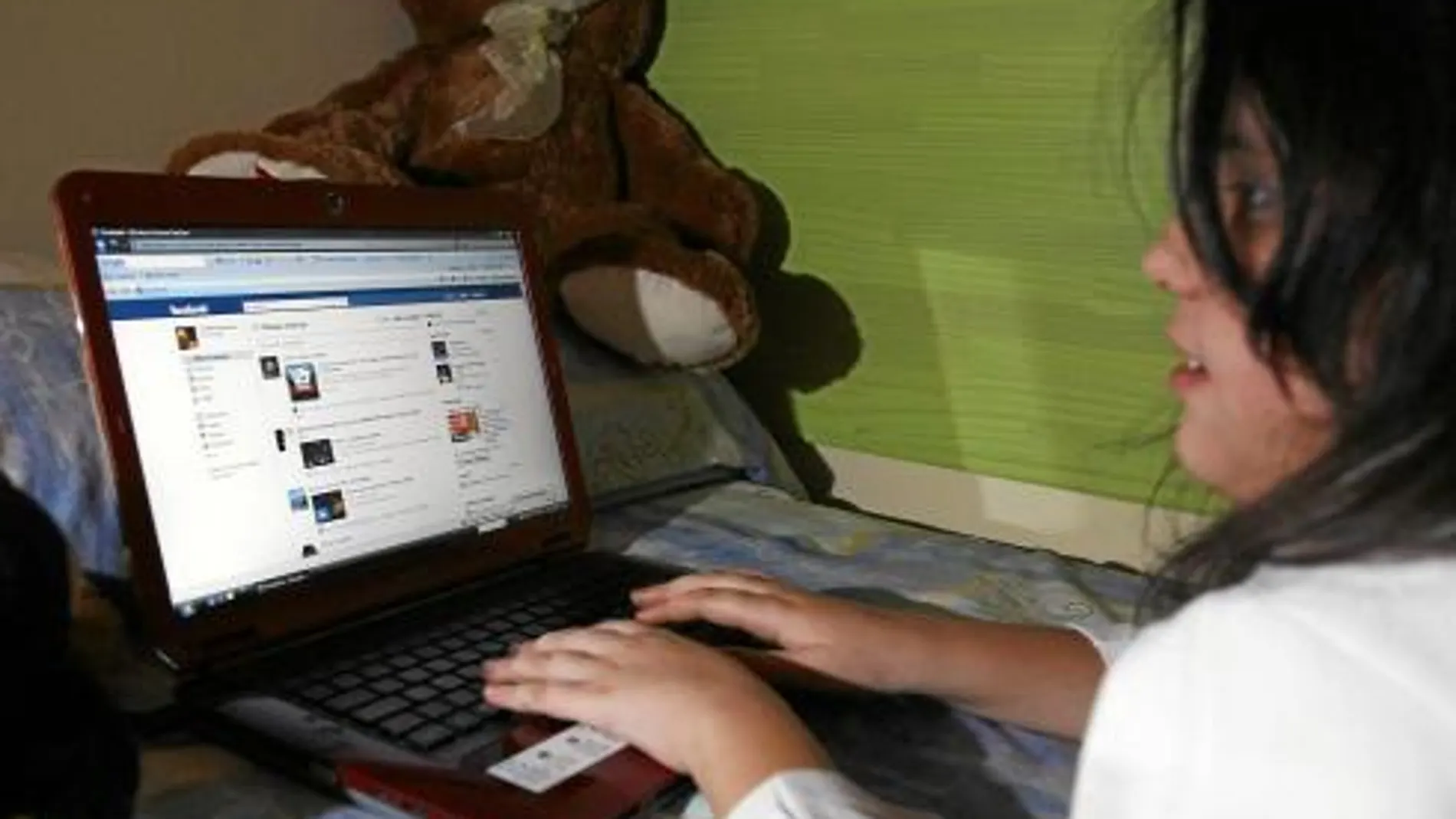 Nuestro país es el sexto de Europa en el que los menores hacen un uso «excesivo» de internet
