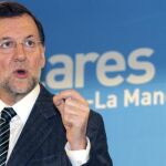 Rajoy critica a los que festejan endurecer pensiones