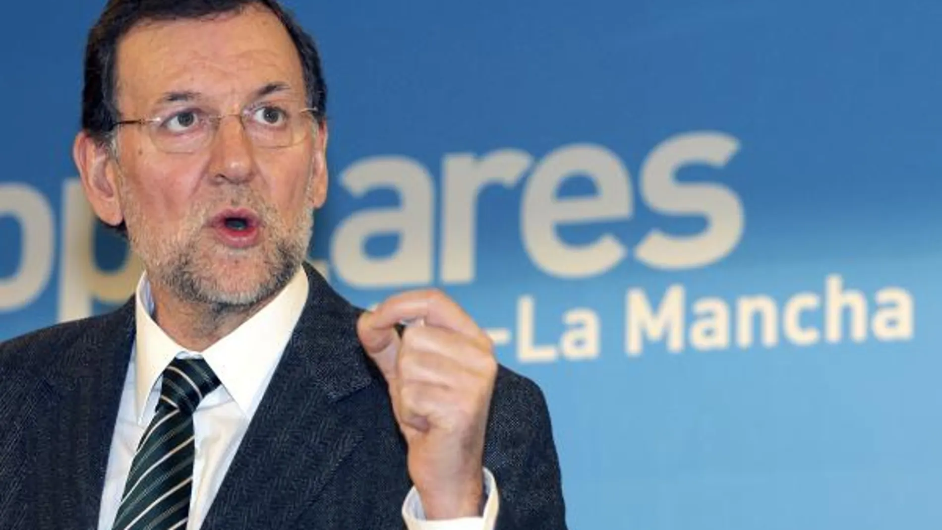 Rajoy critica a los que festejan endurecer pensiones