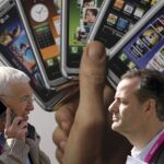 El uso de teléfono móvil, cada vez más generalizado en todo el mundo