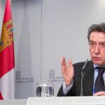 El consejero de la Presidencia y portavoz de la Junta de Castilla y León, José Antonio de Santiago-Juárez, durante la rueda de prensa posterior al Consejo de Gobierno celebrado ayer