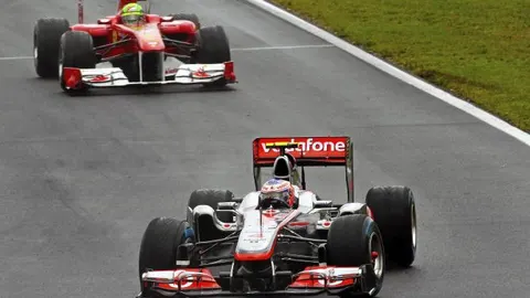 Button durante la carrera