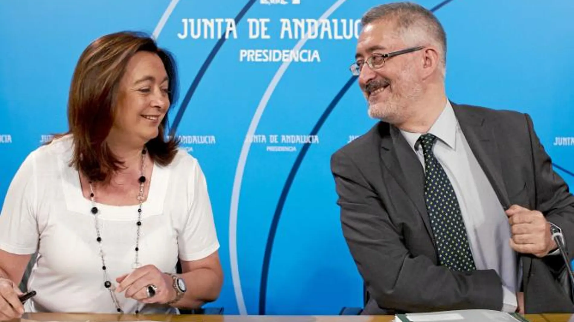Moreno y Ávila, ayer tras el Consejo de Gobierno