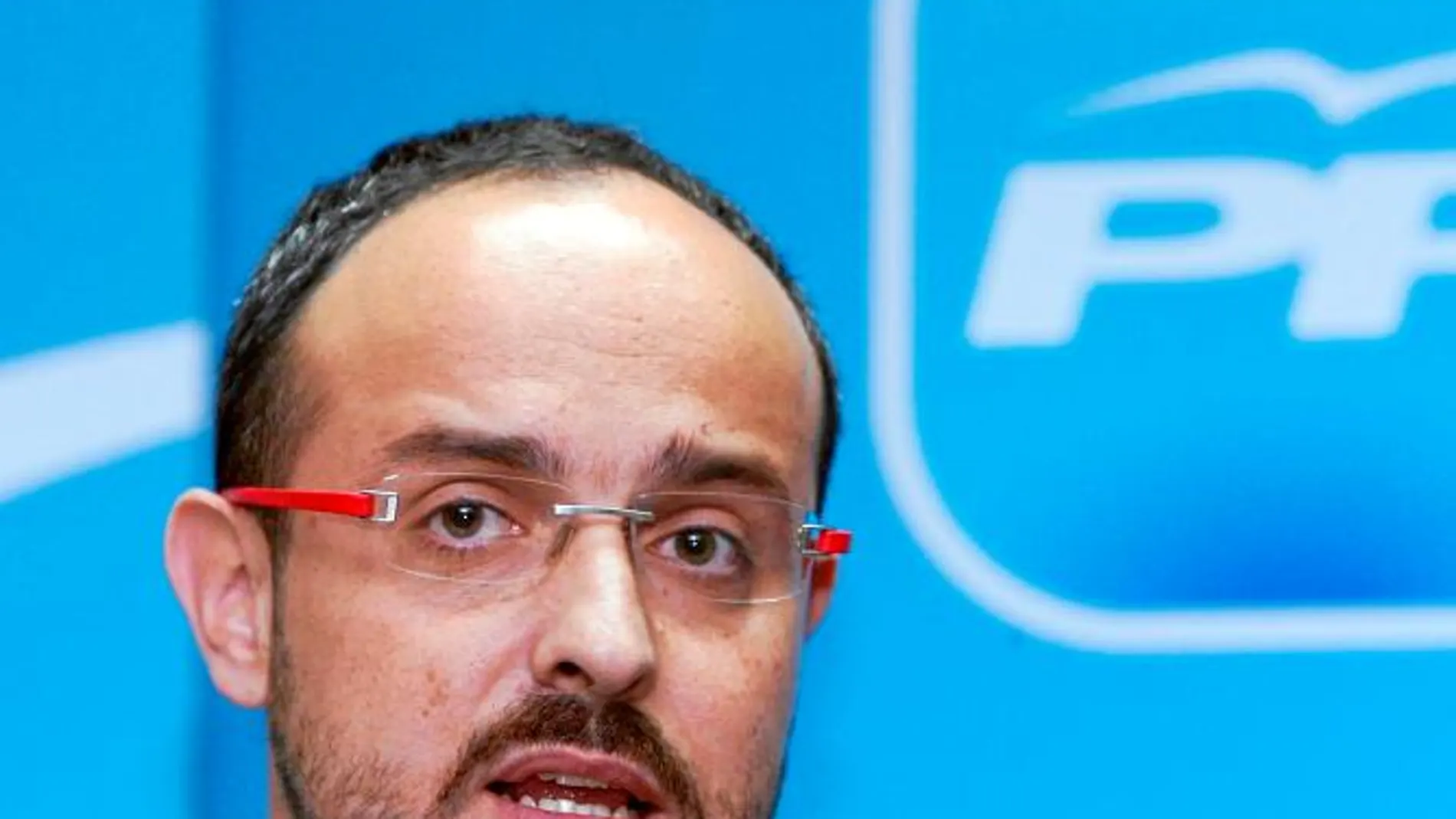 El líder municipal del PP en Tarragona, Alejandro Fernández, subrayó que no está dispuesto a ser alcalde a «cualquier precio»