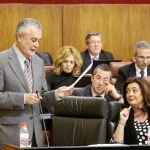 El presidente de la Junta, ayer, en el Parlamento de Andalucía