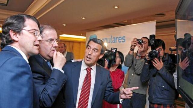 El presidente Herrera, Alfonso Fernández Mañueco y Antolín Sanz presentan en Ávila el proyecto «PPCyL 2.0»