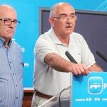 Arsenio Pacheco y Alberto Garre analizaron desde la perspectia popular las claves de la batería de medidas que tiene previsto sacar adelante el Gobierno antes de las elecciones
