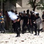 Casi 600 heridos en choques entre manifestantes y policía en El Cairo