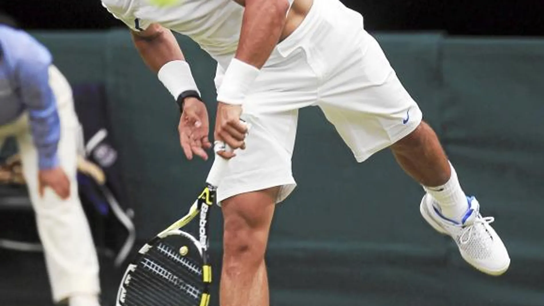 Nadal, que se medirá en tercera ronda al luxemburgués Muller, practicó durante 90 minutos su servicio con Feliciano López