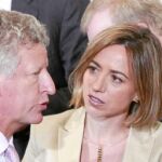 Chacón saluda a su homólogo belga, Peter de Crem