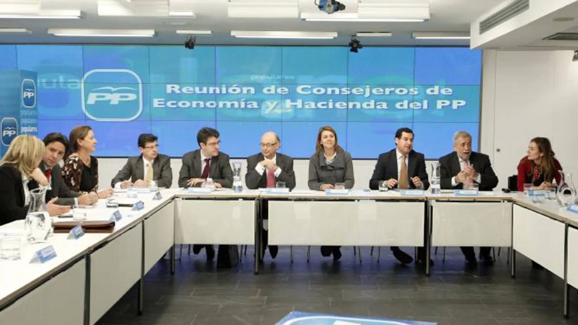 El Gobierno estudia mañana los ejes de la Ley de Estabilidad