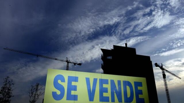 Las familias gastan más en vivienda pese a que los precios han bajado