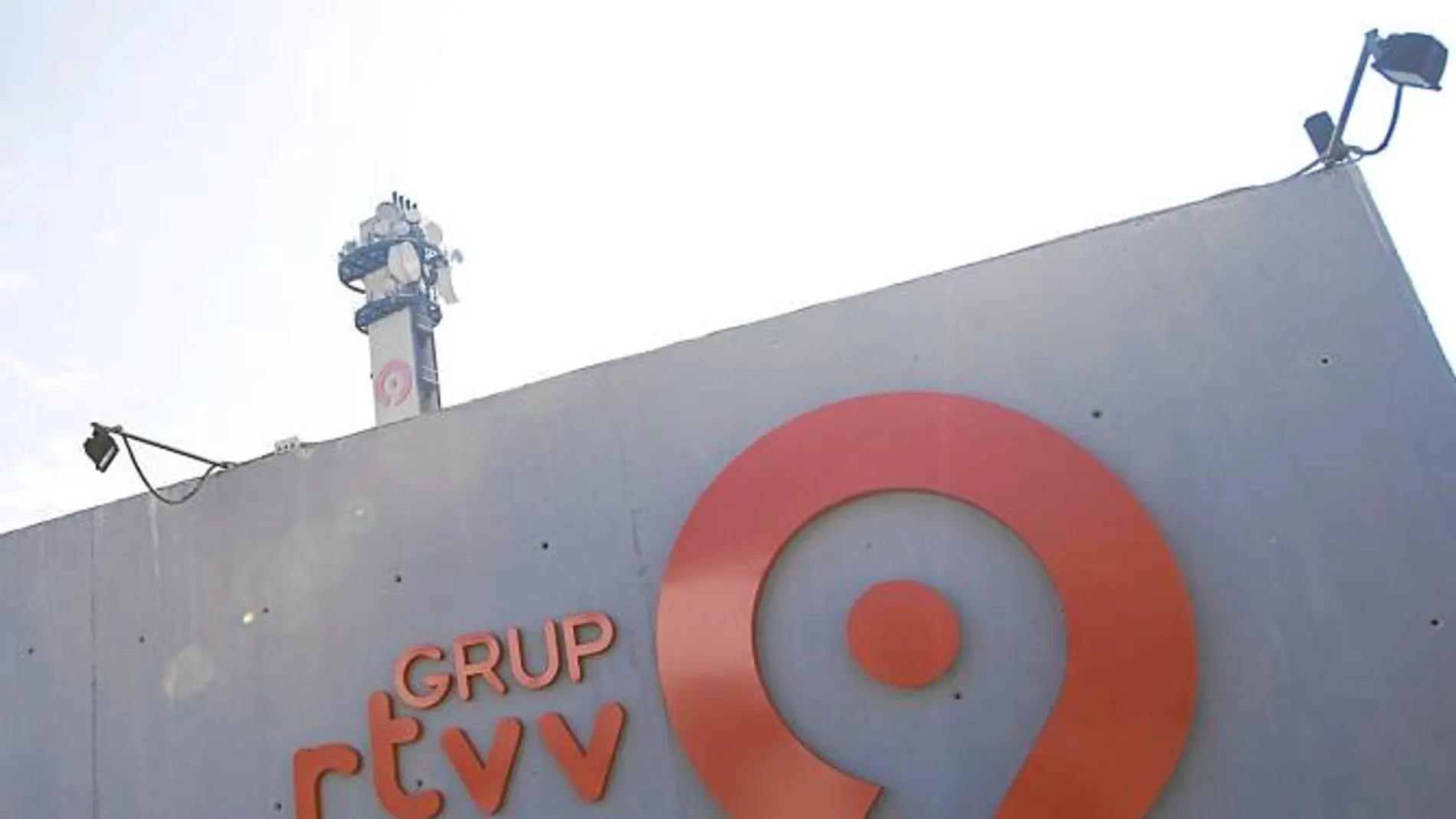 Las actuales instalaciones de Canal 9 acogerían los programas informativos y Radio Nou