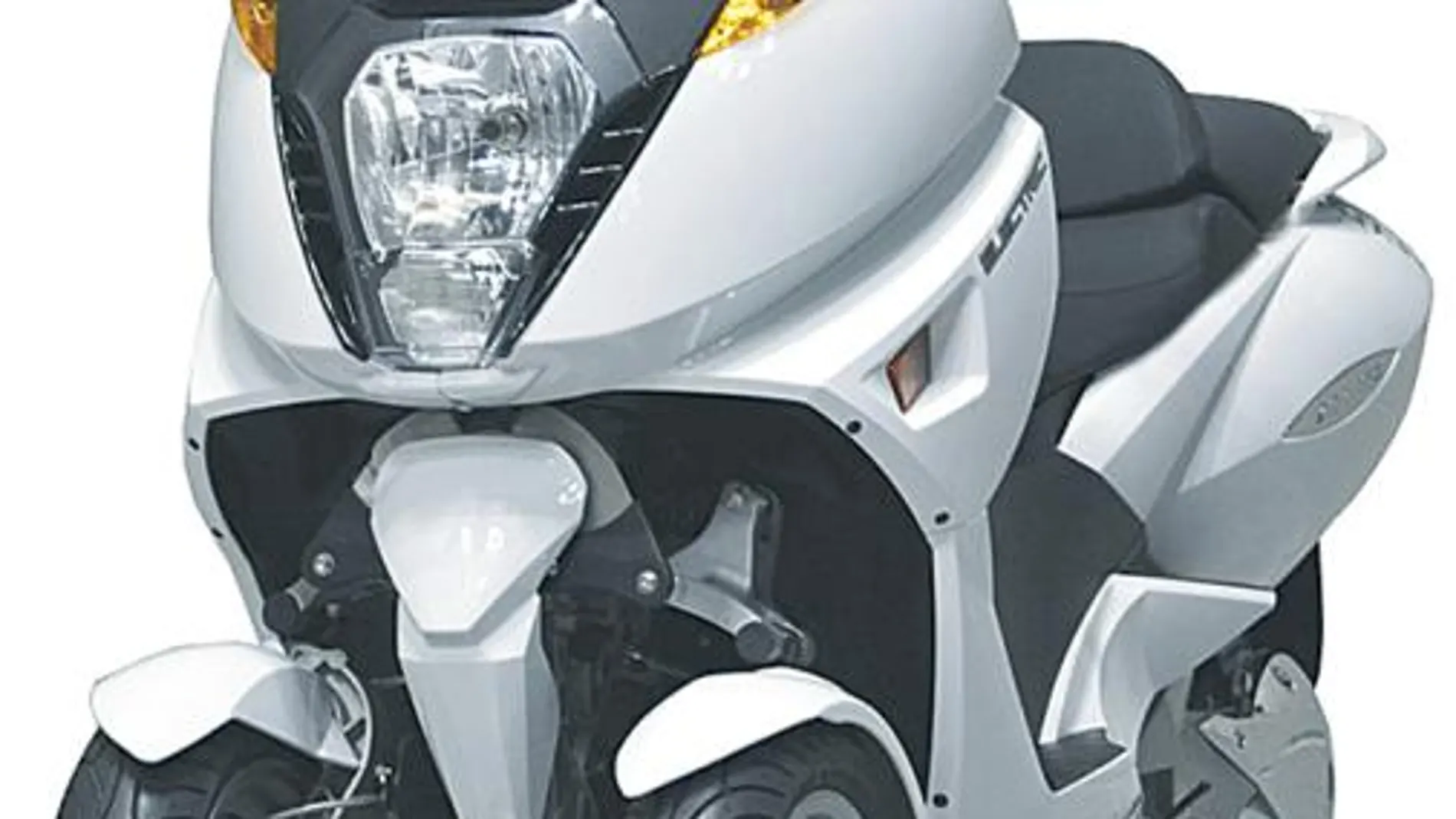 Llega a España la primera moto enchufable de tres ruedas