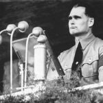 Los restos de Rudolf Hess se querían lanzar al mar para evitar que su tumba fuera lugar de culto