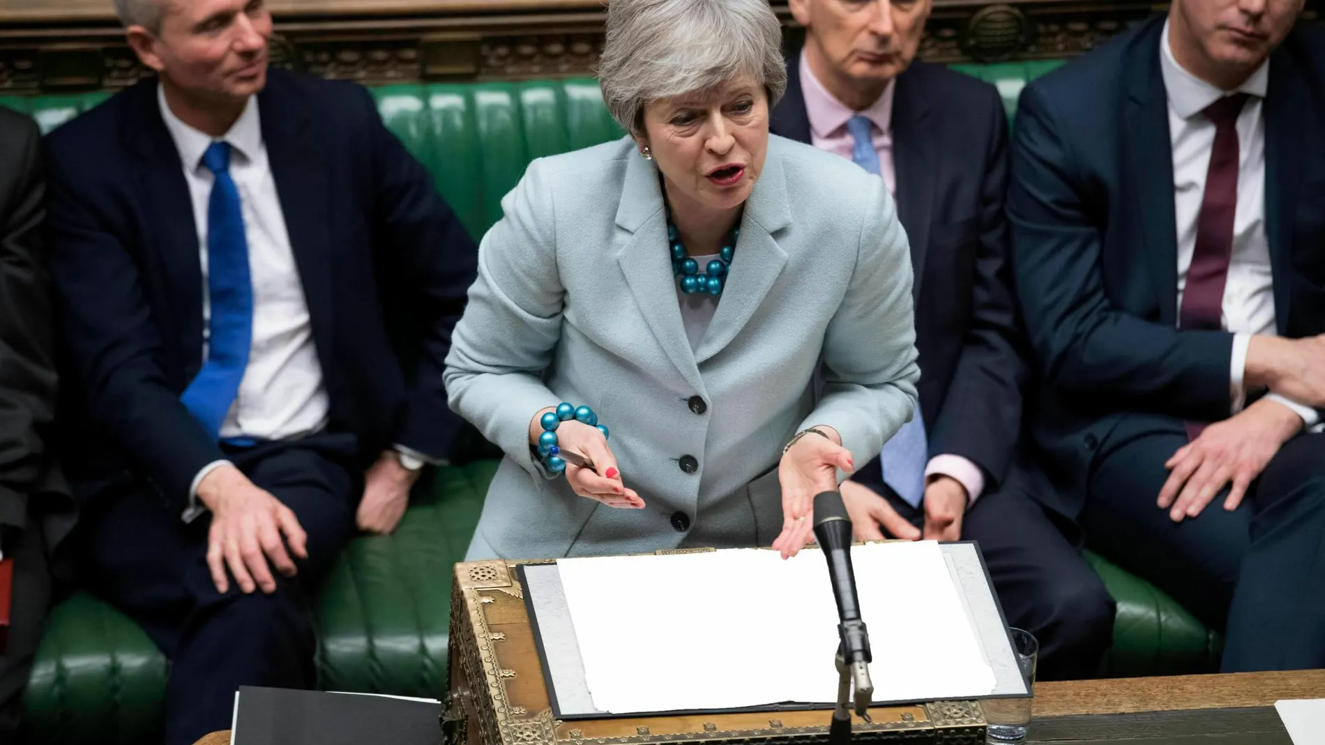 La ‘premier’ británica Theresa May en el Parlamento británico / Ap