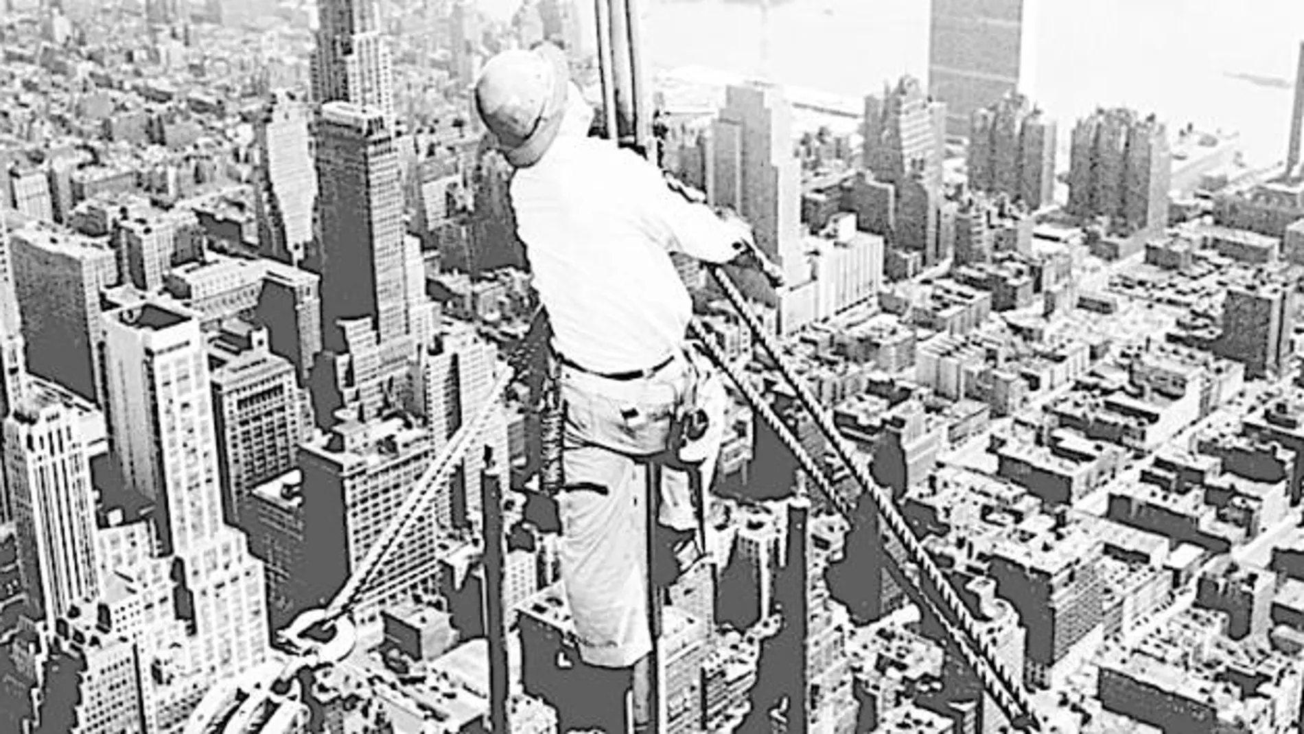 Foto que muestra la construcción del Empire State, clave en el libro