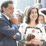 José Campos y Carmen Martínez-Bordiú en el Museo Balenciaga