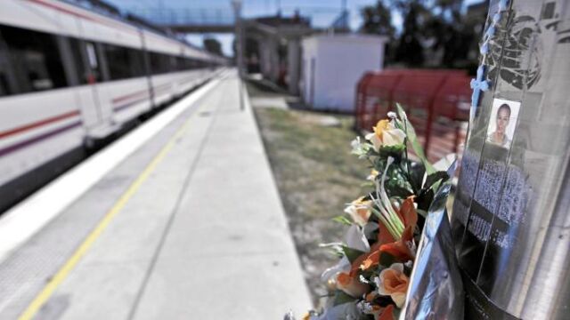 Hoy a las 9.00 horas los familiares de las víctimas realizarán una ofrenda floral y celebrarán una misa