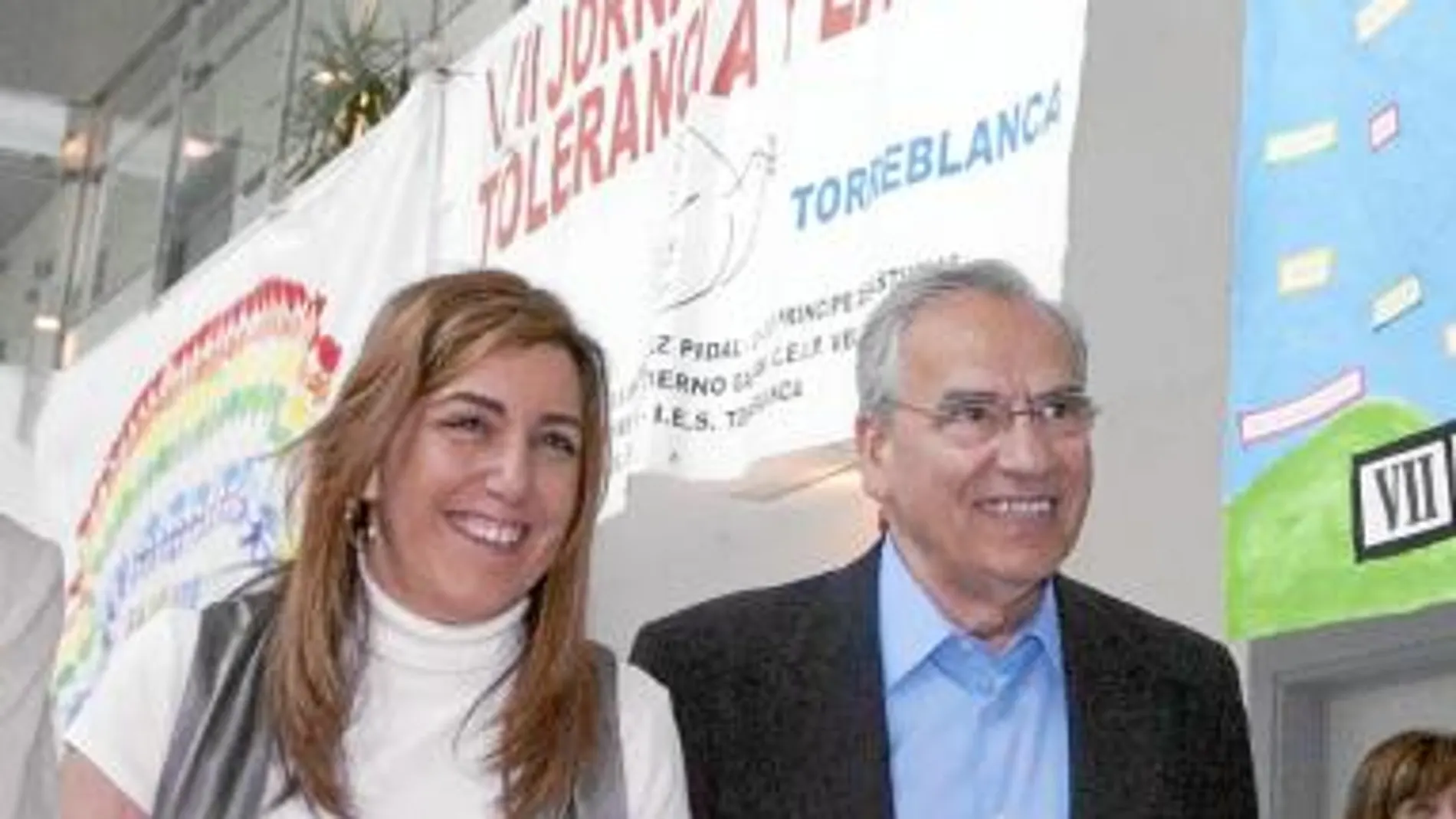 La «número dos» del PSOE, Susana Díaz, junto a Alfonso Guerra, en un acto de campaña del candidato socialista Juan Espadas en Sevillaaaa