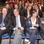 El presidente Herrera, Tomás Villanueva, Mari Luz Rodríguez y León de la Riva, en la apertura del Congreso