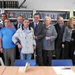 Los internos del centro les mostraron al alcalde de Madrid, a Rodrigo Rato y a Doña Pilar de Borbón sus manualidades