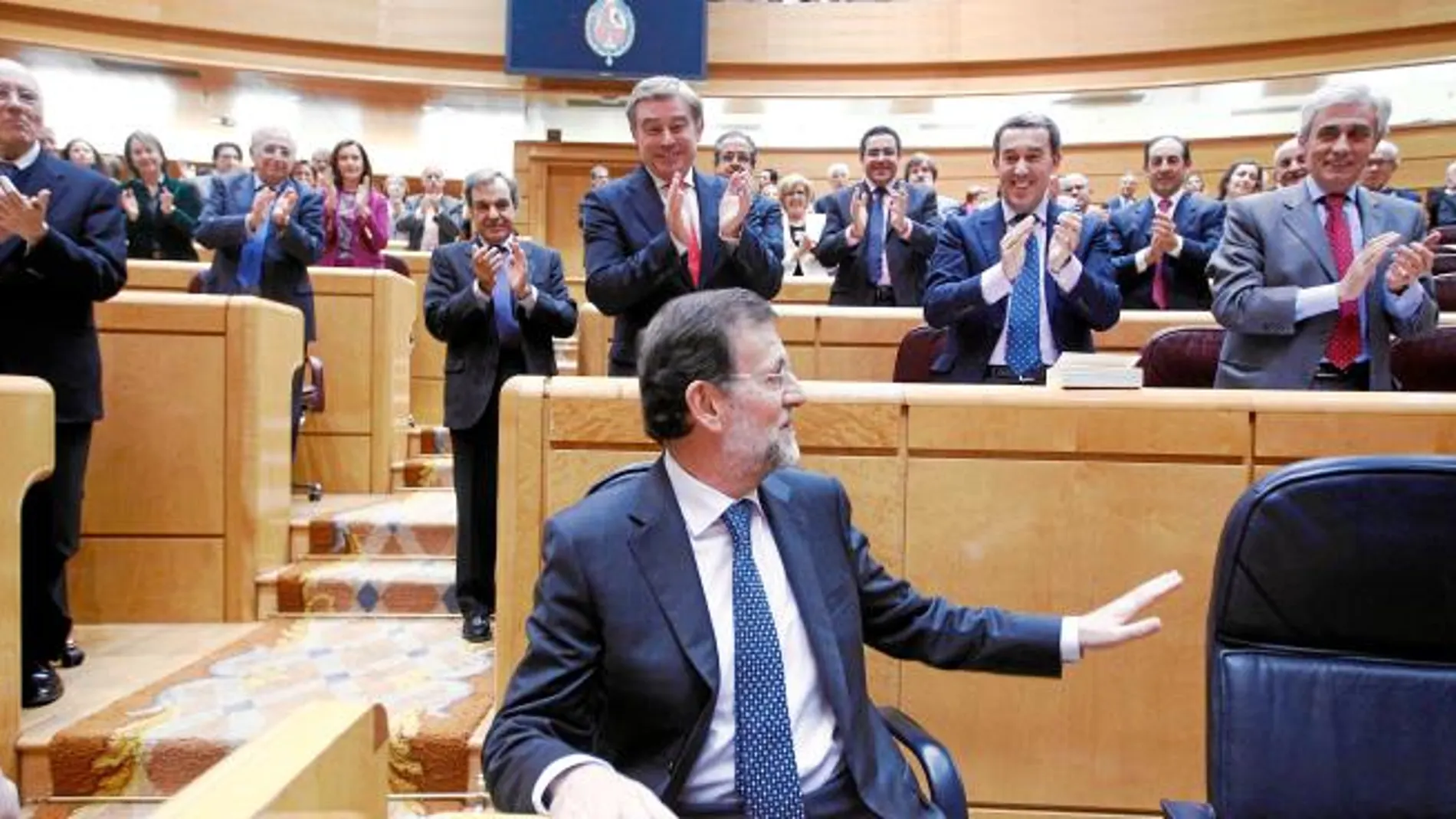 Rajoy desmonta al PSOE: «En cuatro años tres millones de parados»