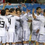 Los jugadores del Real Madrid celebran el primer gol merengue, conseguido por el portugués Cristiano Ronaldo,