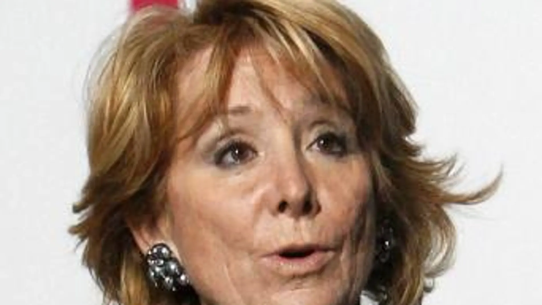 Esperanza Aguirre ingresa en el Clínico para ser operada