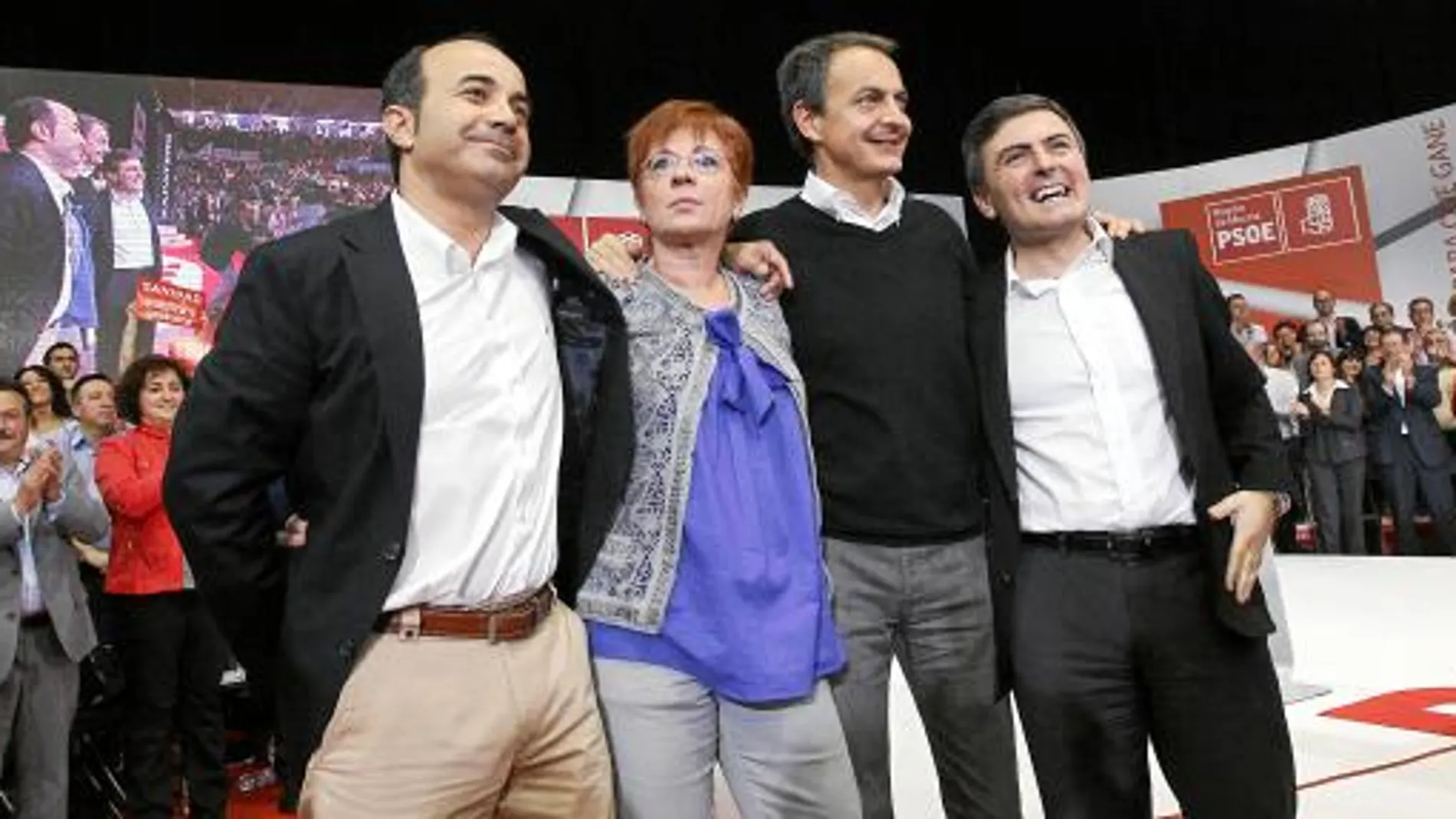 Pedro López, Begoña García Retegui, José Luis Rodríguez Zapatero y Pedro Saura, ayer durante el pistoletazo de salida de la precampaña socialista en la Región