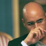 Investigan si el hijo de Gadafi plagió su tesis doctoral