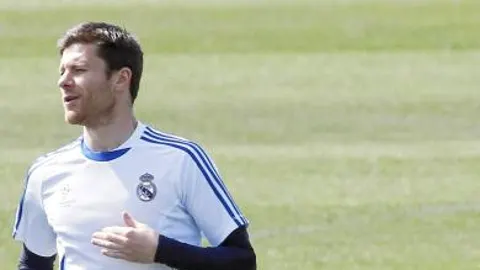 Xabi Alonso lo juega prácticamente todo tanto con el Real Madrid como con la Selección española