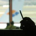 La prohibición del tabaco planea sobre los aeropuertos