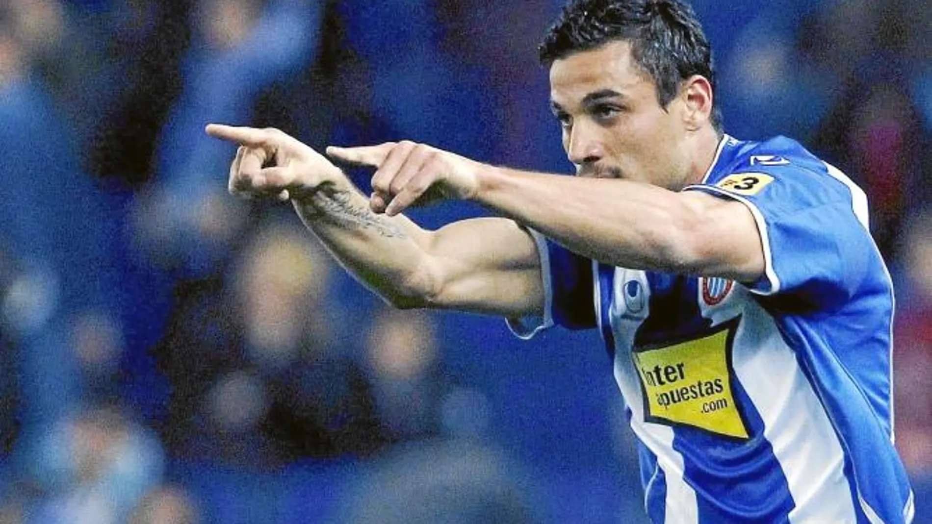 Osvaldo, la temporada pasada, celebrando un gol con el Espanyol