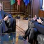 Antes de su intervención en el Foro Innovatec, el ministro de Presidencia, Ramón Jáuregui, se reunió ayer con el presidente de la Junta, José Antonio Griñán