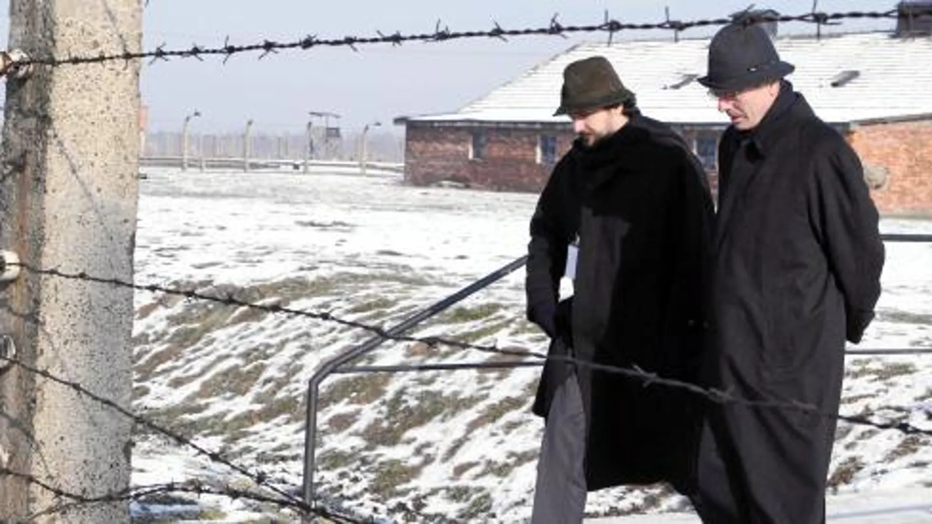 Gallardón visitó ayer el campo nazi de Auschwitz para conmemorar el 66 aniversario de su liberación