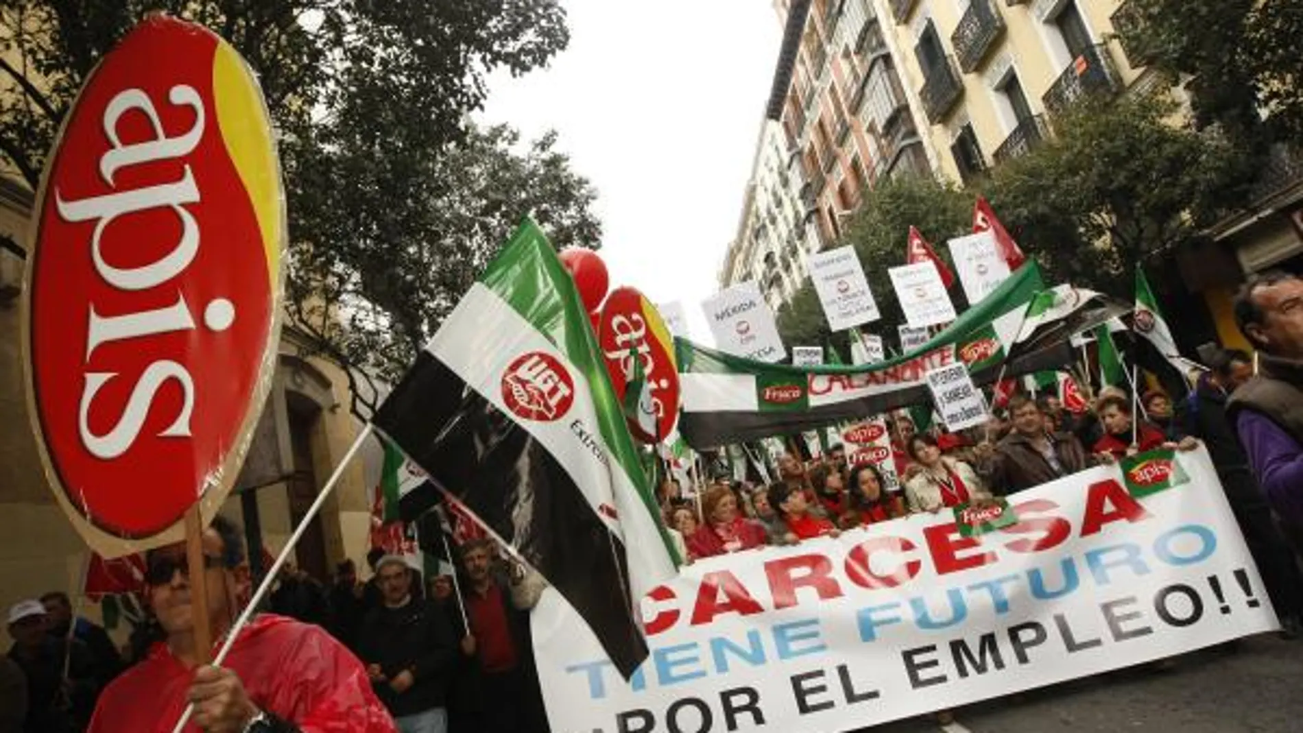 Sindicatos y Rumasa pactan un ERE temporal para todo el grupo