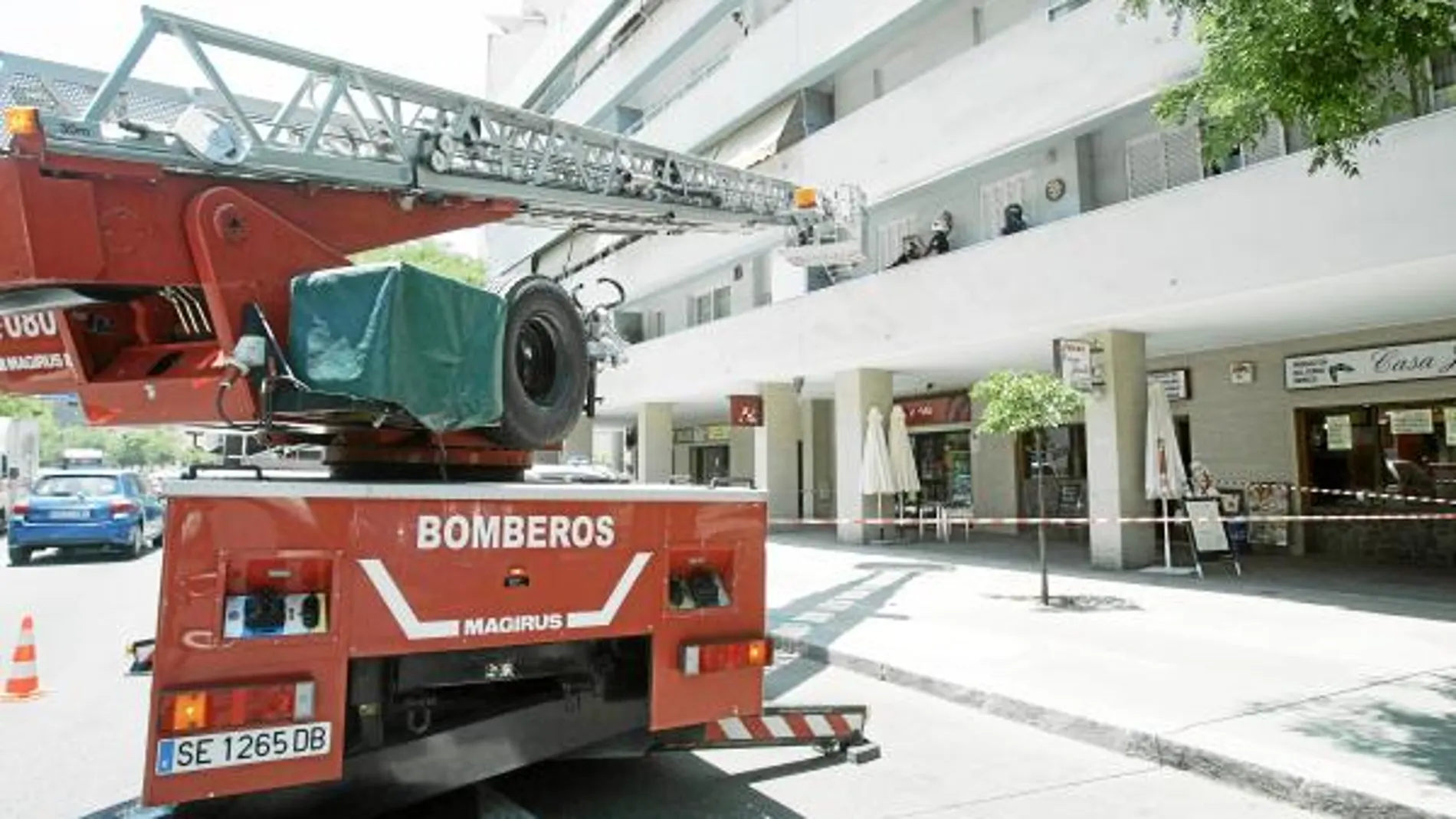 Los Bomberos tienen previsto presentar un informe a la Gerencia tras su intervención en Ronda de Triana