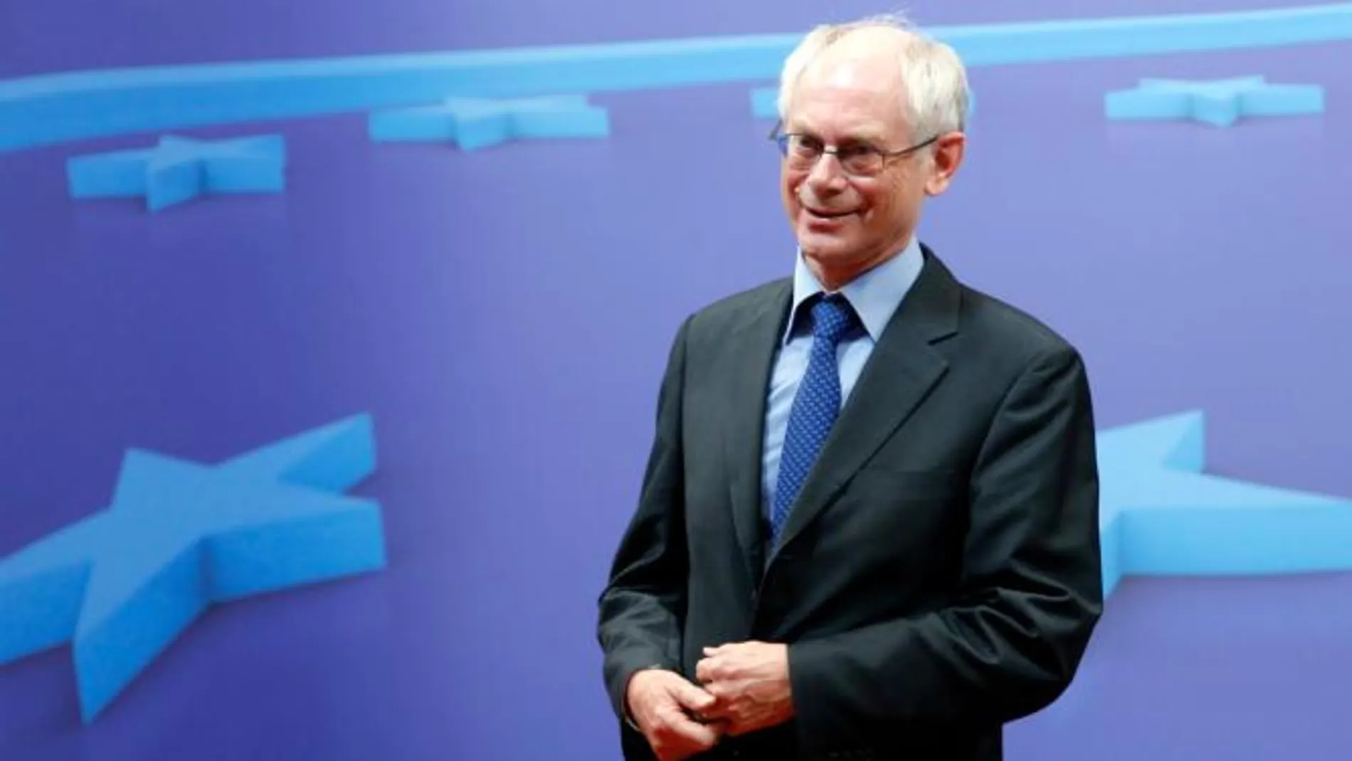 La UE renueva a Van Rompuy por unanimidad como presidente del Consejo Europeo