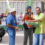 Agricultores valencianos y catalanes en la frontera de La Jonquera