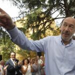 Rubalcaba continúa centrando sus actos preelectorales en la economíaRubalcaba continúa centrando sus actos preelectorales en la economía